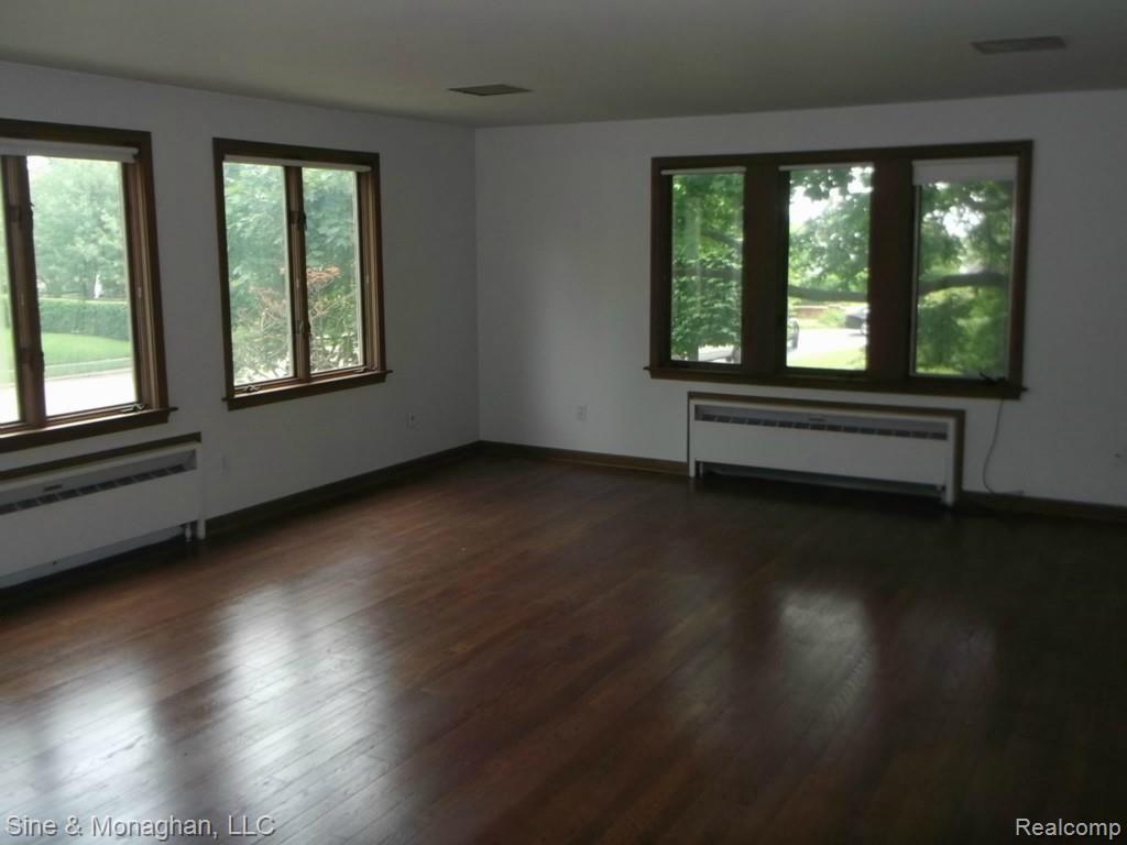 11 Provencal Road Grosse Pointe, MI 48236 - Photo 8 of 14 DSCF4891.jpg