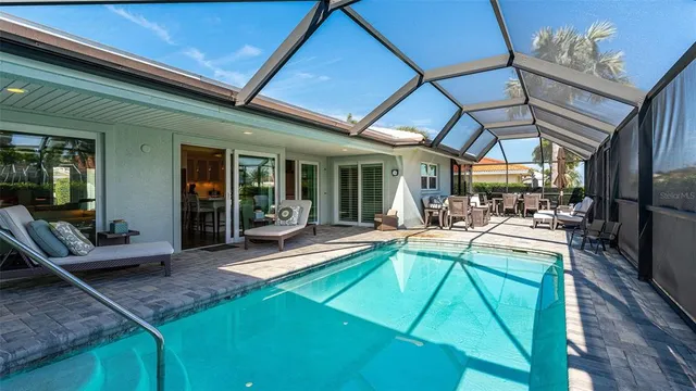 $2,215,000 | 510 Wedge Lane, Longboat Key, FL 34228