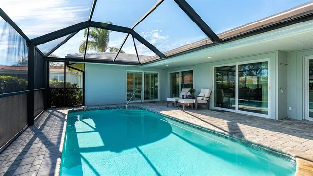 $2,215,000 | 510 Wedge Lane, Longboat Key, FL 34228