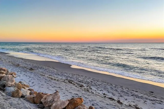 $2,215,000 | 510 Wedge Lane, Longboat Key, FL 34228