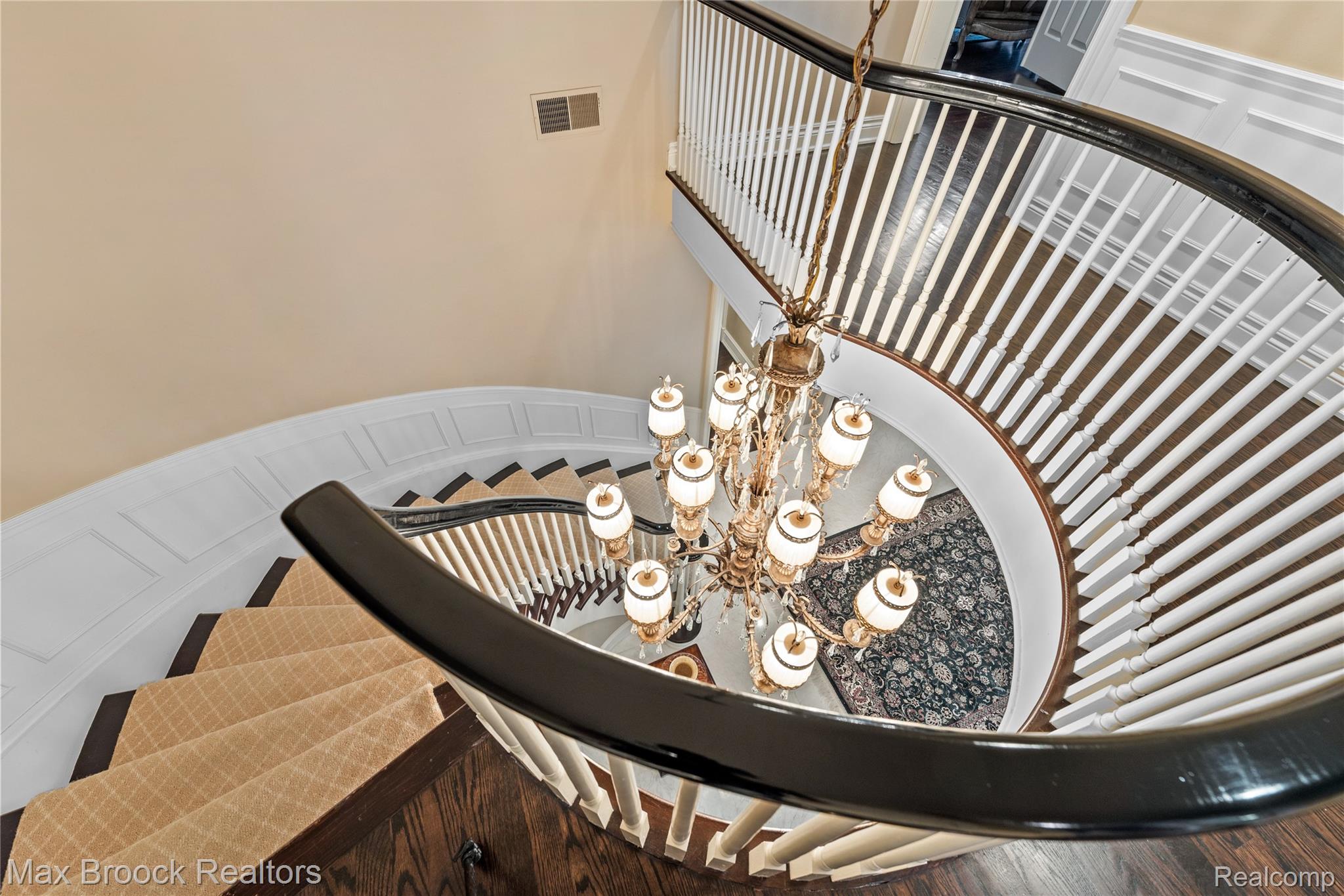 375 Dunston Road Bloomfield Hills, MI 48304 - Photo 24 of 59 Second Floor Landing