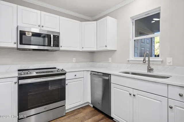 $465,000 | 8817 Janell Court, Emerald Isle, NC 28594