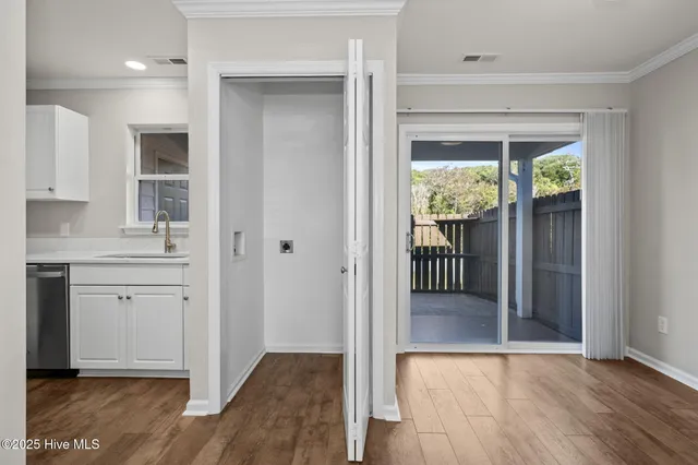 $465,000 | 8817 Janell Court, Emerald Isle, NC 28594