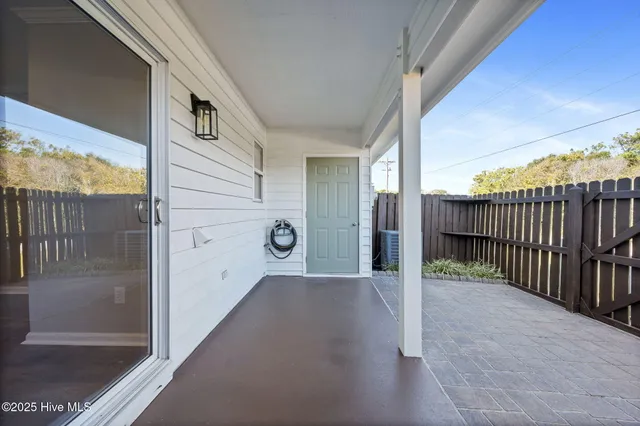 $465,000 | 8817 Janell Court, Emerald Isle, NC 28594