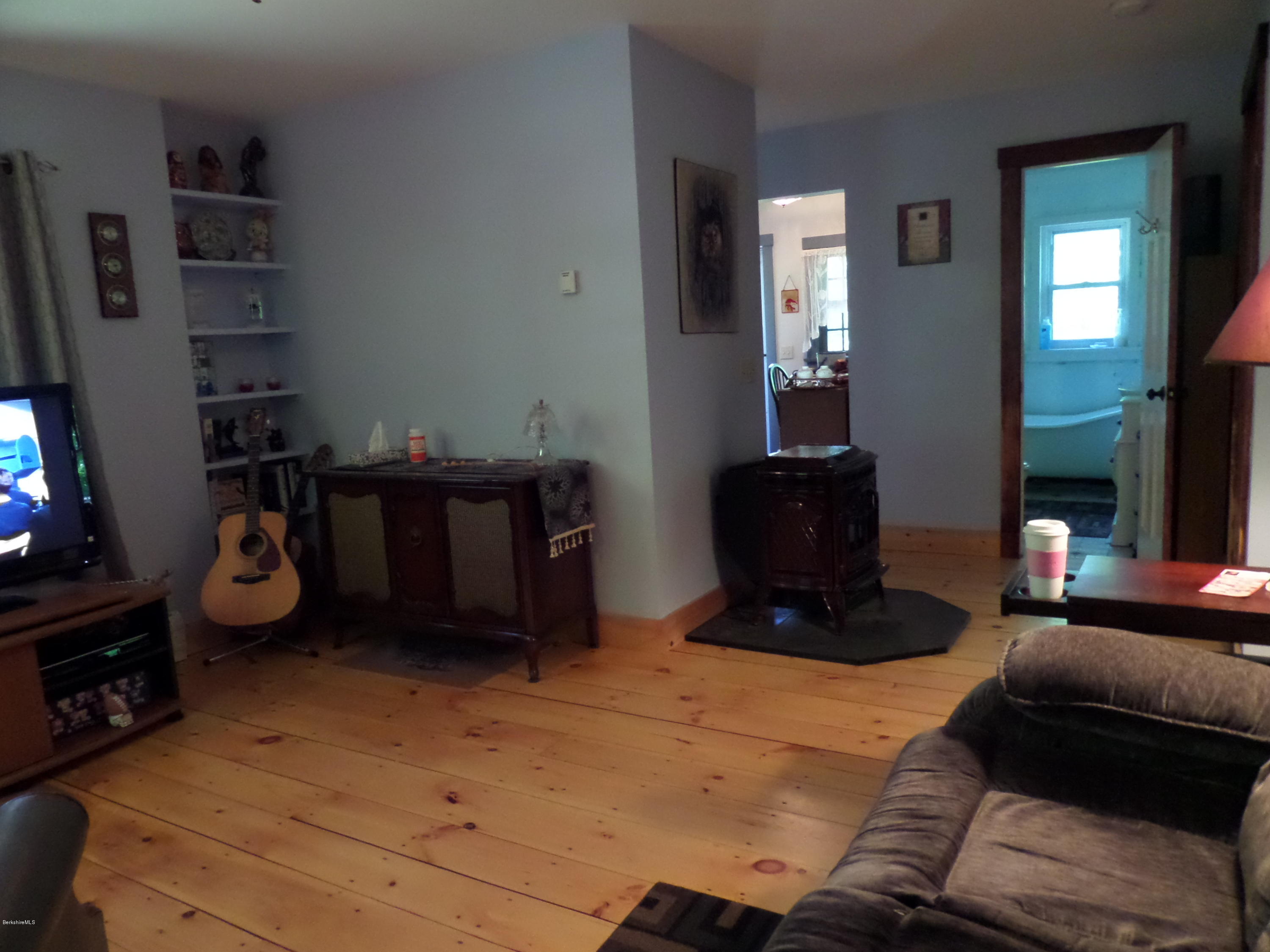 800 Sportsman Road Stamford, VT 05352 - Photo 16 of 26 a living room with furniture