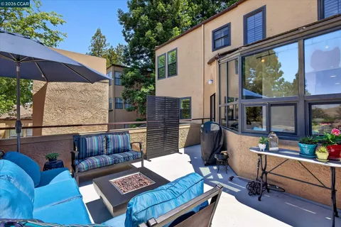 $940,000 | 3279 Mt Diablo Court, Unit 18, Lafayette, CA 94549