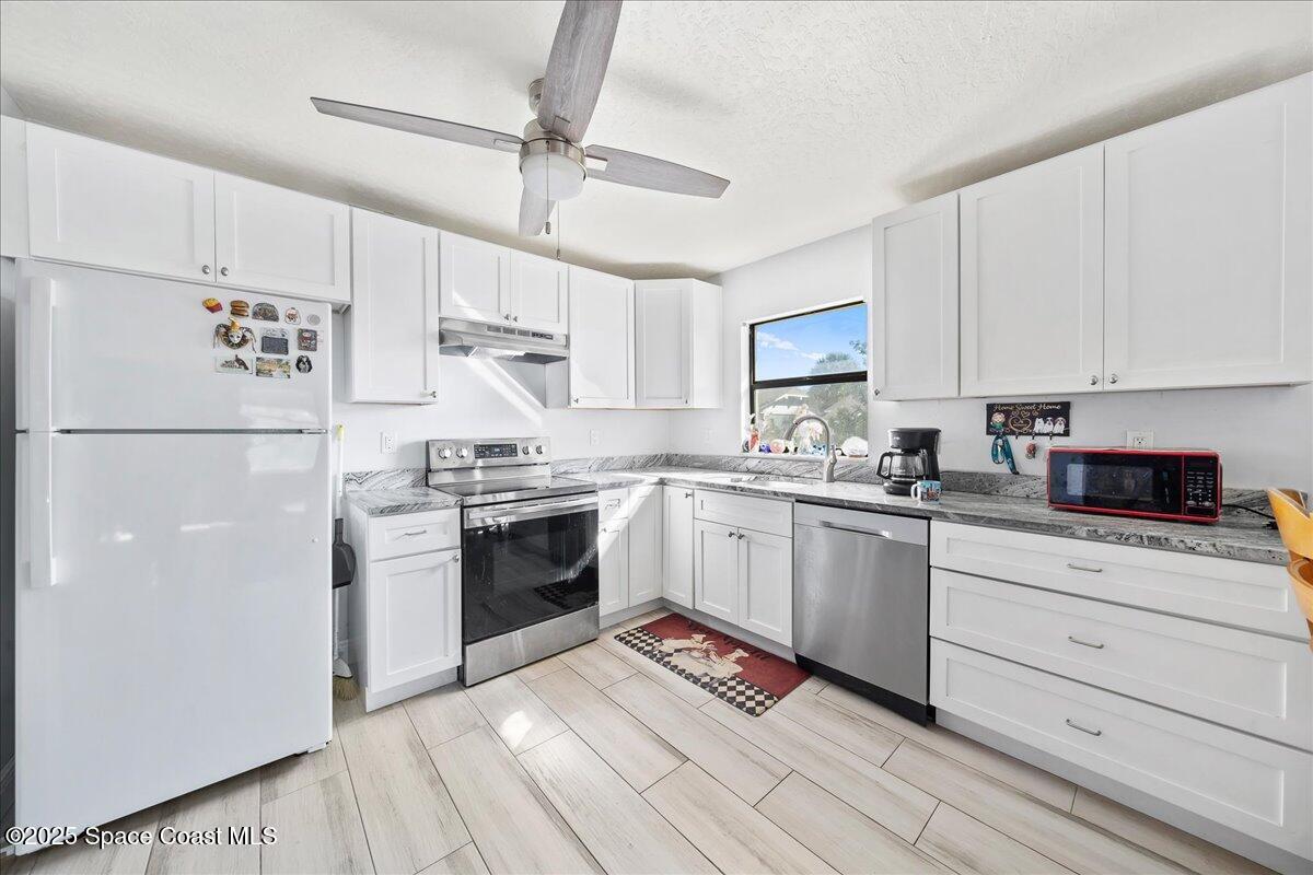 584 North Wickham Road, Unit 82 Melbourne, FL 32935 - Photo 8 of 25 08-untitled-11