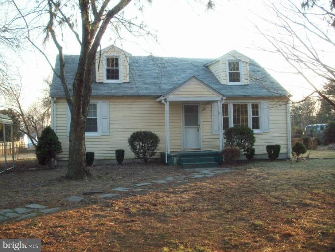 1113 Mapleton Street Woodbridge, VA 22191 - Photo 2 of 17 Exterior (Front)