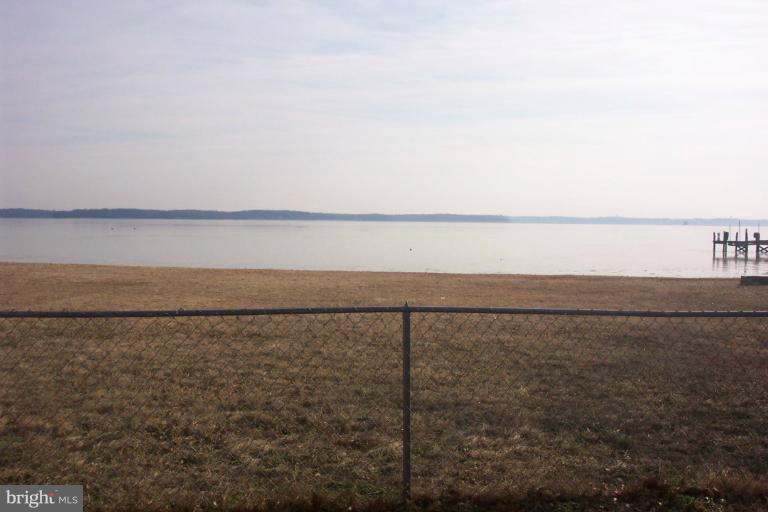 1113 Mapleton Street Woodbridge, VA 22191 - Photo 5 of 17 Potomac Shores Beach