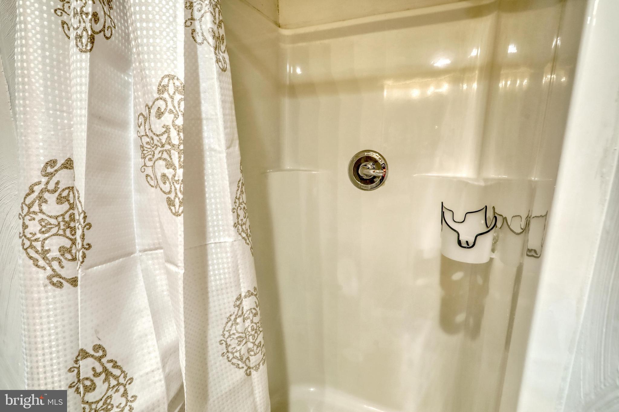 2375 Stoverstown Road Spring Grove, PA 17362 - Photo 20 of 35