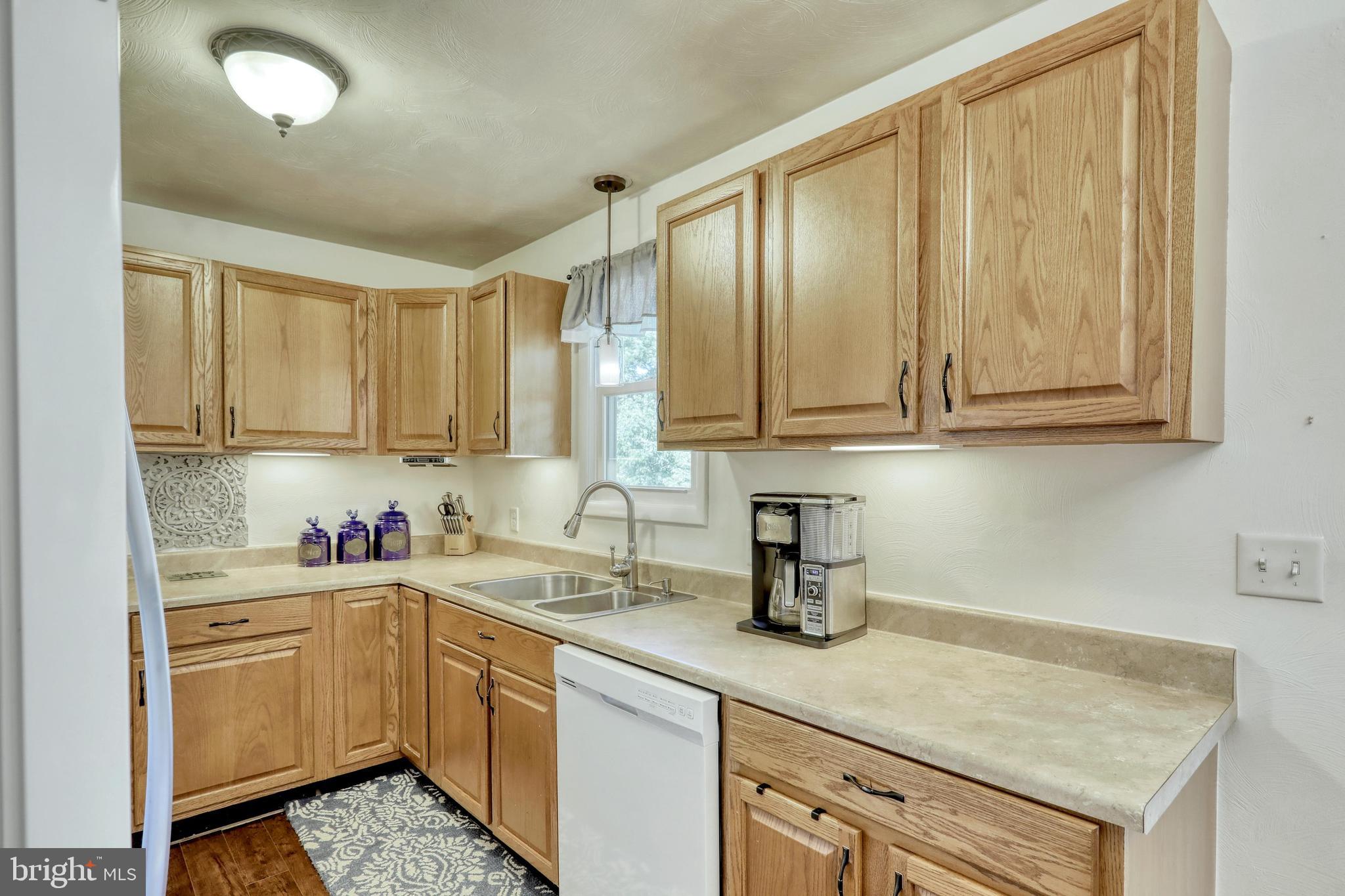 2375 Stoverstown Road Spring Grove, PA 17362 - Photo 9 of 35