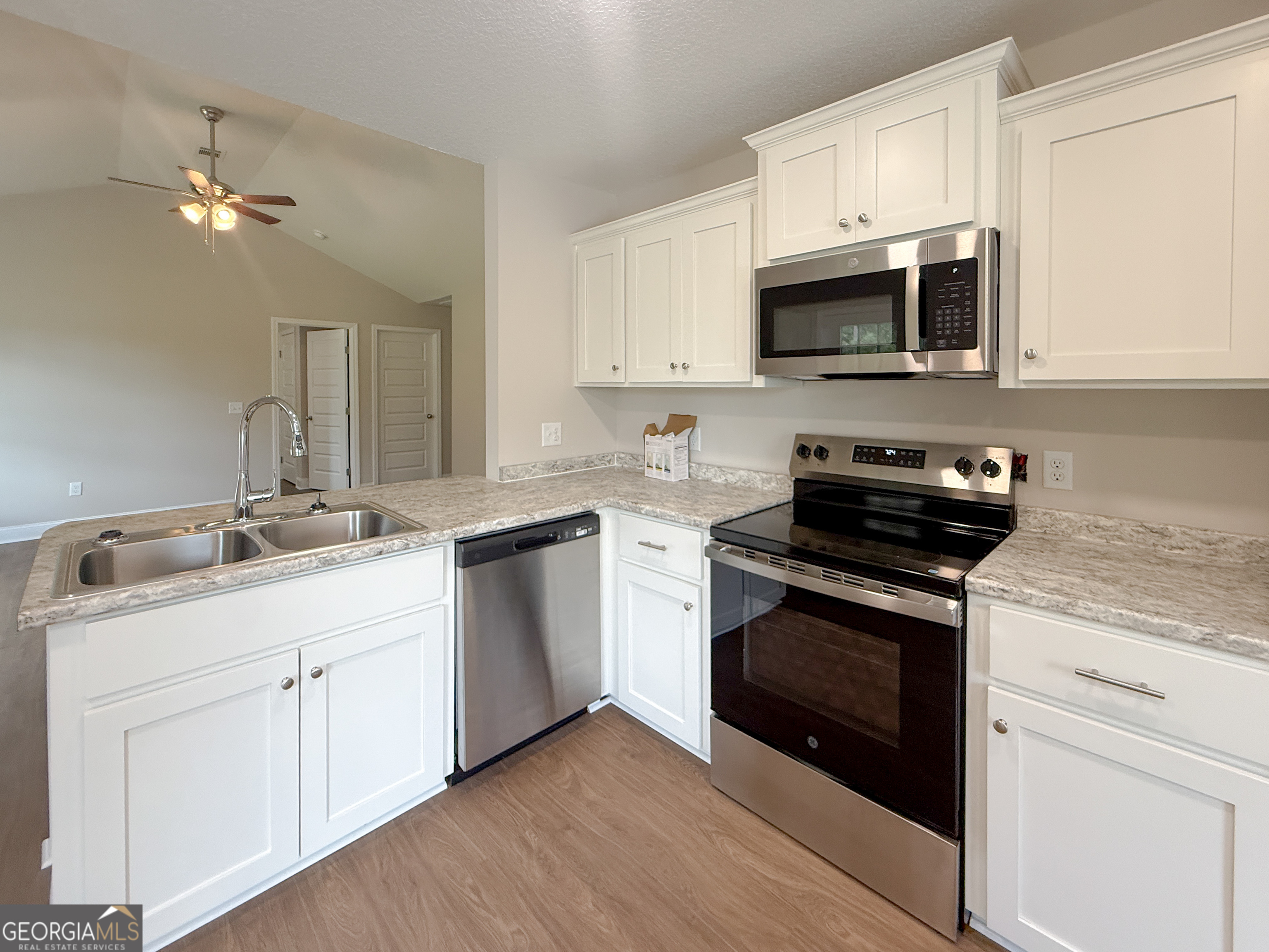 3923 Mosley Road Claxton, GA 30417 - Photo 4 of 19