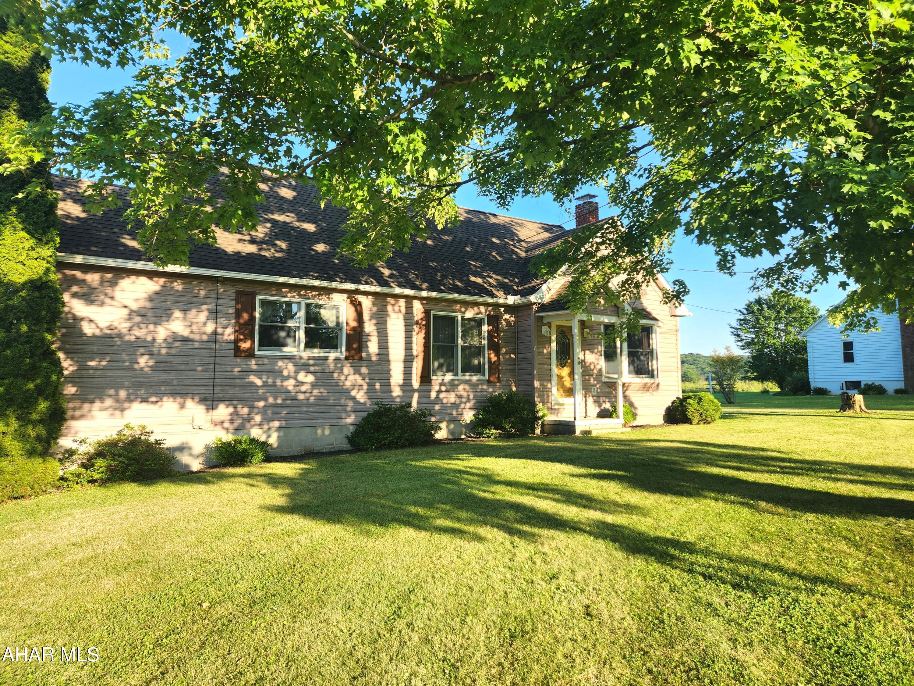 4730 Cortland Road New Paris, PA 15554 - Photo 2 of 44