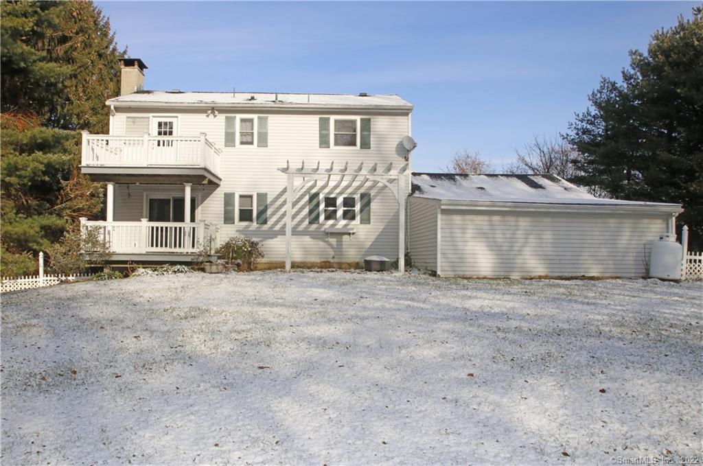 3 Huckleberry Hill Road, Brookfield, CT 06804 Compass