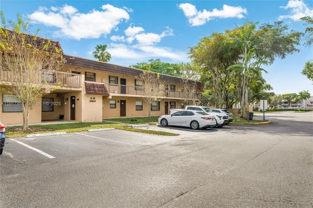 $2,200 | 14847 Southwest 104th Street, Unit 10203, Miami, FL 33196