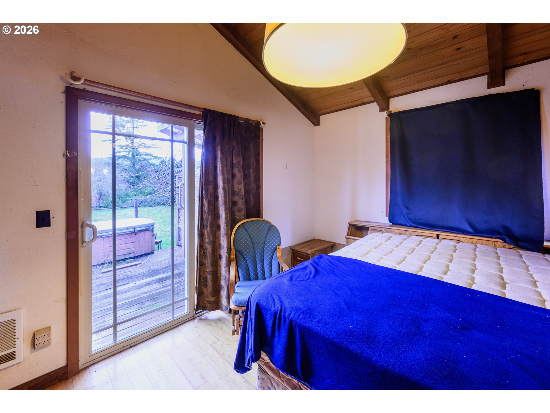 1377 Moonshine Park Road Logsden, OR 97357 - Photo 30 of 40 a view of a balcony with chairs