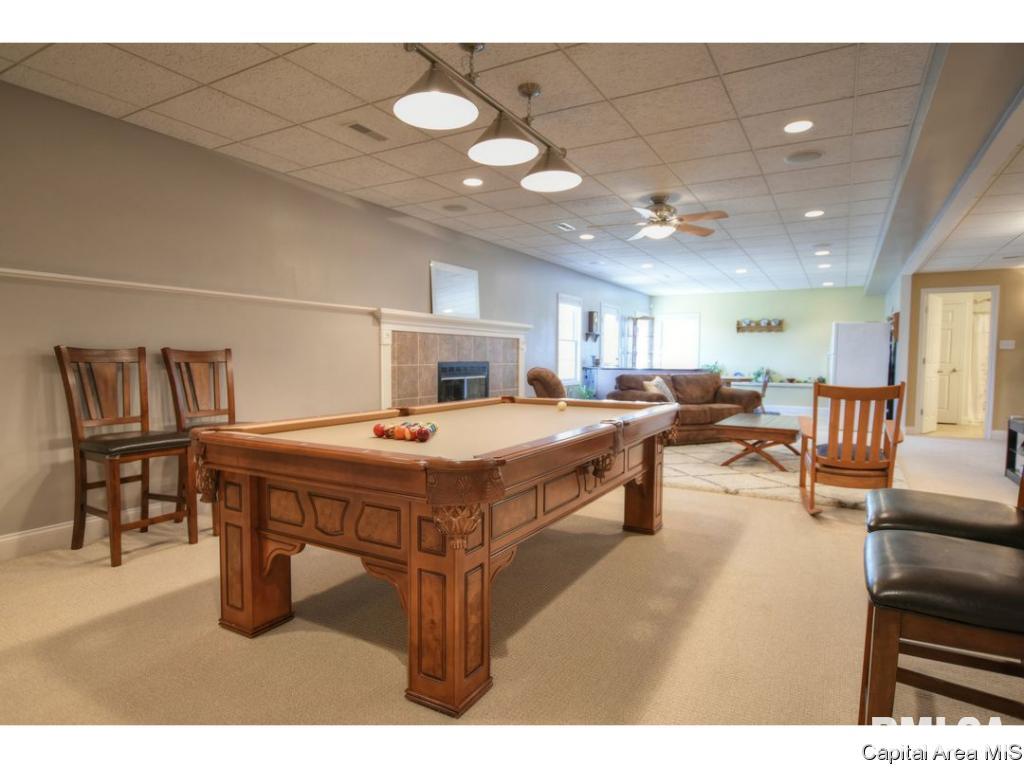 24261 Brierwood Road Athens, IL 62613 - Photo 25 of 36 Gallery Image 25