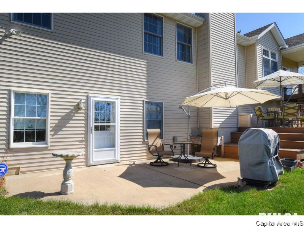 24261 Brierwood Road Athens, IL 62613 - Photo 31 of 36 Gallery Image 31