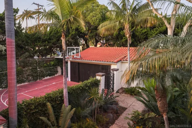 $5,000,000 | 1010 Myrtle Way, San Diego, CA 92103