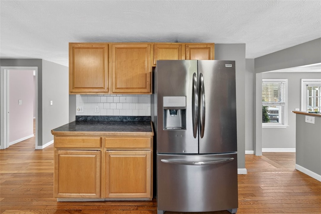 140 Promenade Street Barrington, RI 02806 - Photo 12 of 43