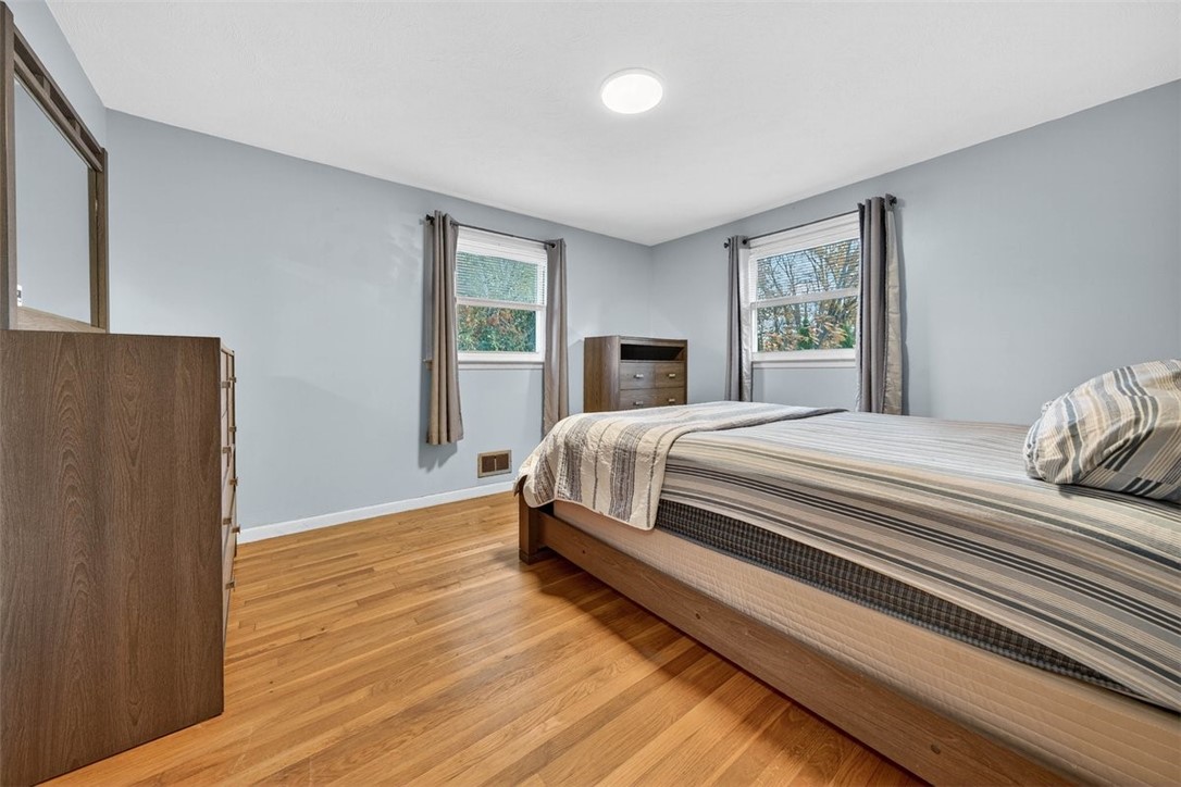 140 Promenade Street Barrington, RI 02806 - Photo 15 of 43