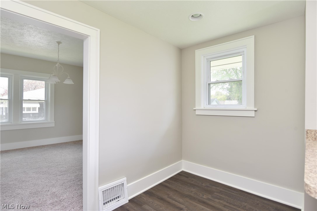 2624 Mogadore Road Akron, OH 44312 - Photo 14 of 28 Gallery Image 14