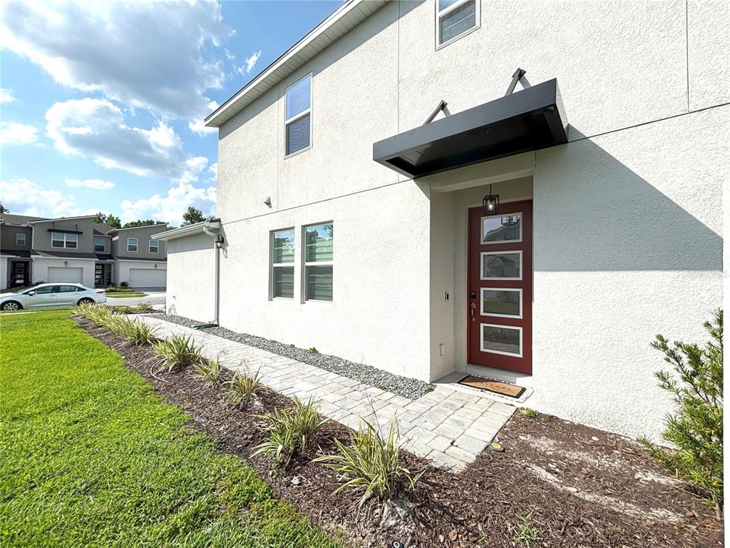 921 Spring Palms Loop Orlando, FL 32828 - Photo 27 of 30 a view of a house with a bath tub