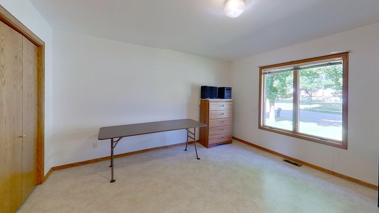 401 South Bruce Street Marshall, MN 56258 - Photo 25 of 45