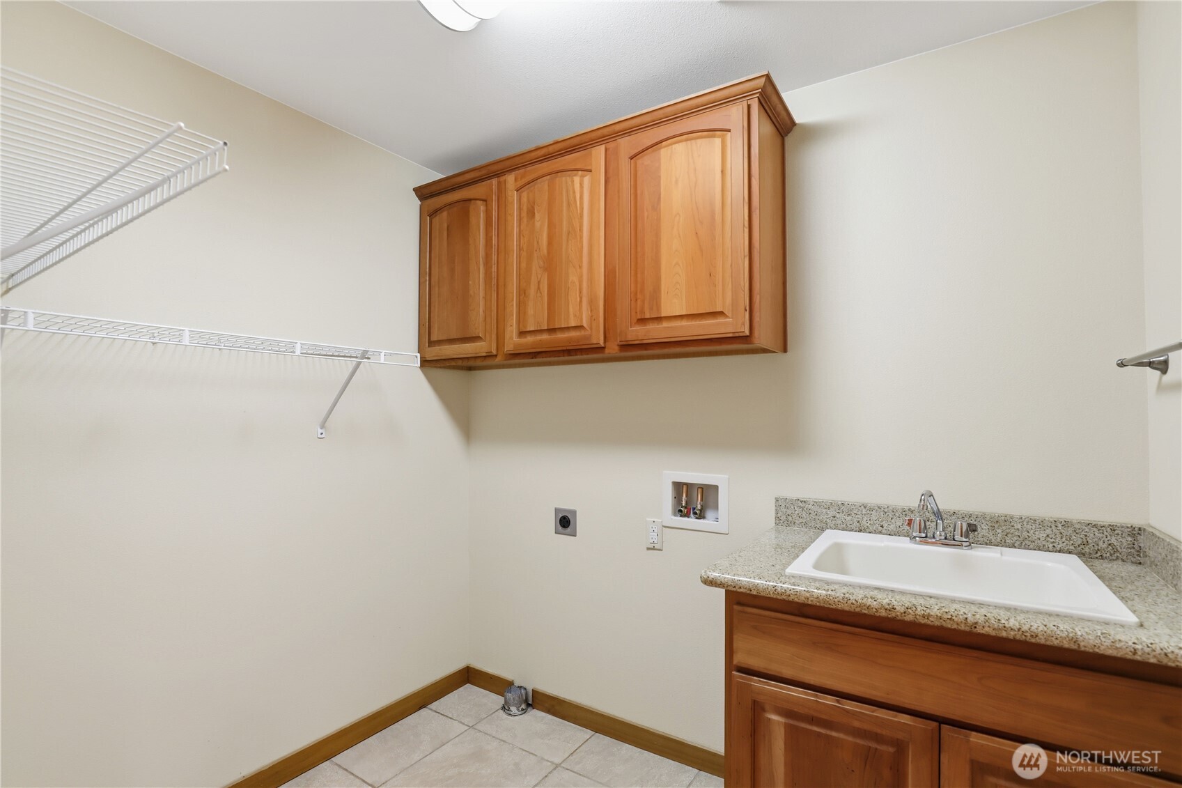 1963 Northwest Rampart Ridge Court Bremerton, WA 98311 - Photo 33 of 40