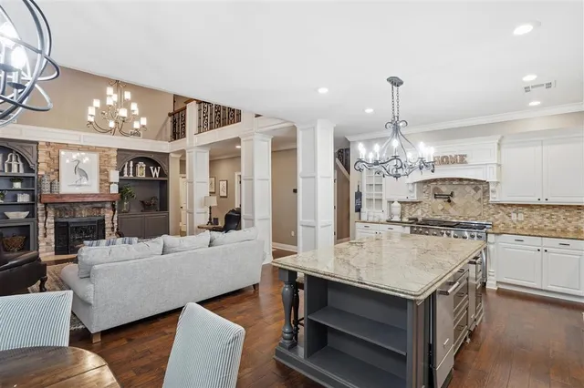 $2,100,000 | 2400 Highway 384, Bell City, LA 70630