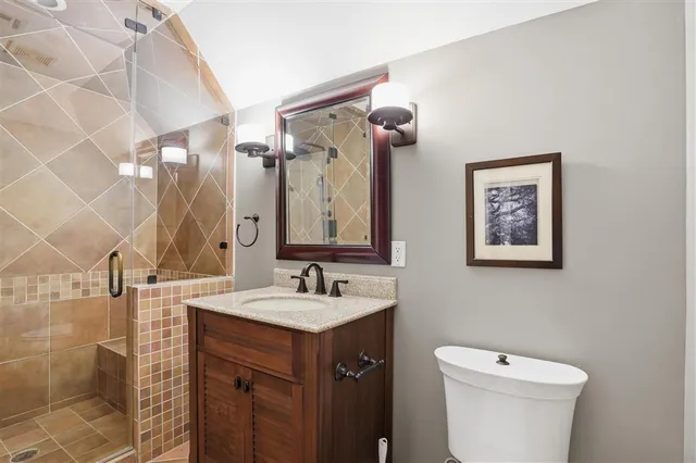 $2,100,000 | 2400 Highway 384, Bell City, LA 70630