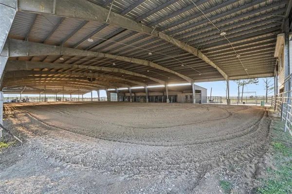 $2,100,000 | 2400 Highway 384, Bell City, LA 70630