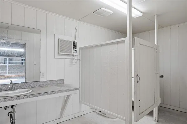 $2,100,000 | 2400 Highway 384, Bell City, LA 70630