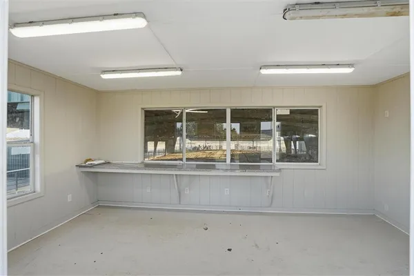 $2,100,000 | 2400 Highway 384, Bell City, LA 70630