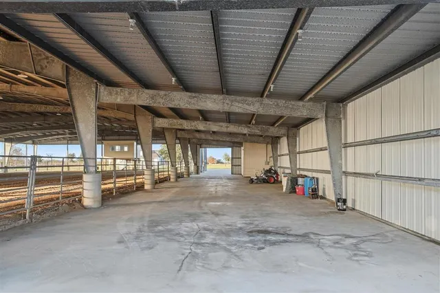 $2,100,000 | 2400 Highway 384, Bell City, LA 70630