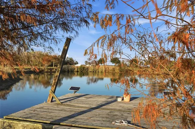 $2,100,000 | 2400 Highway 384, Bell City, LA 70630