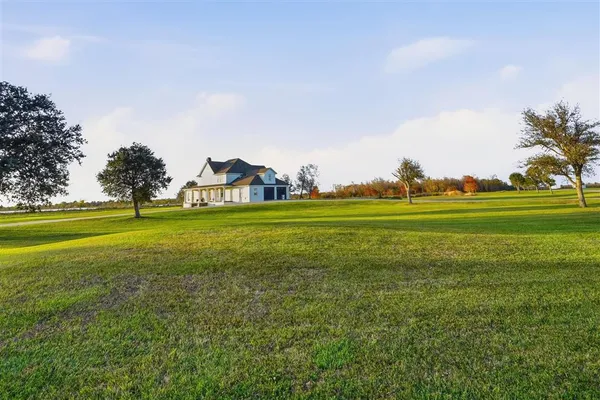 $2,100,000 | 2400 Highway 384, Bell City, LA 70630