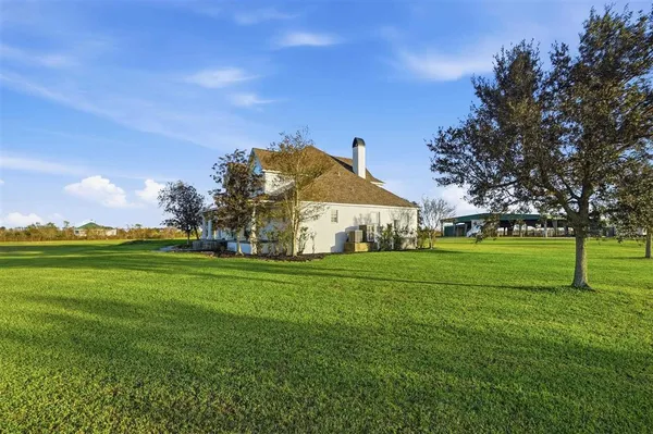 $2,100,000 | 2400 Highway 384, Bell City, LA 70630