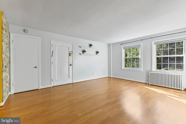 $255,000 | 5003 10th Street South, Unit 5, Arlington, VA 22204