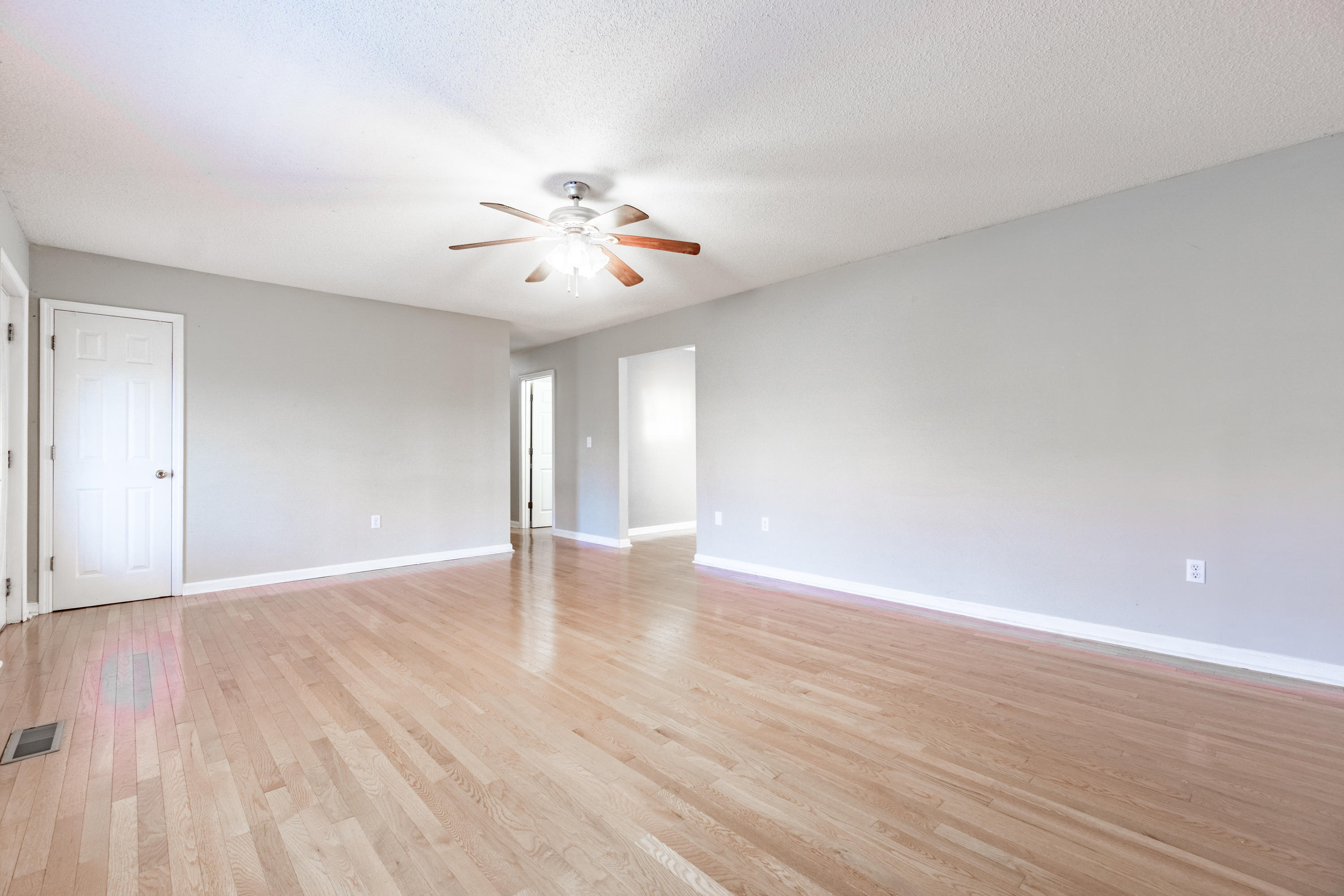 4008 Slygo Road Trenton, GA 30752 - Photo 7 of 42 2DB7D0F4-91EC-4C9E-9E72-1AF2F60184BD