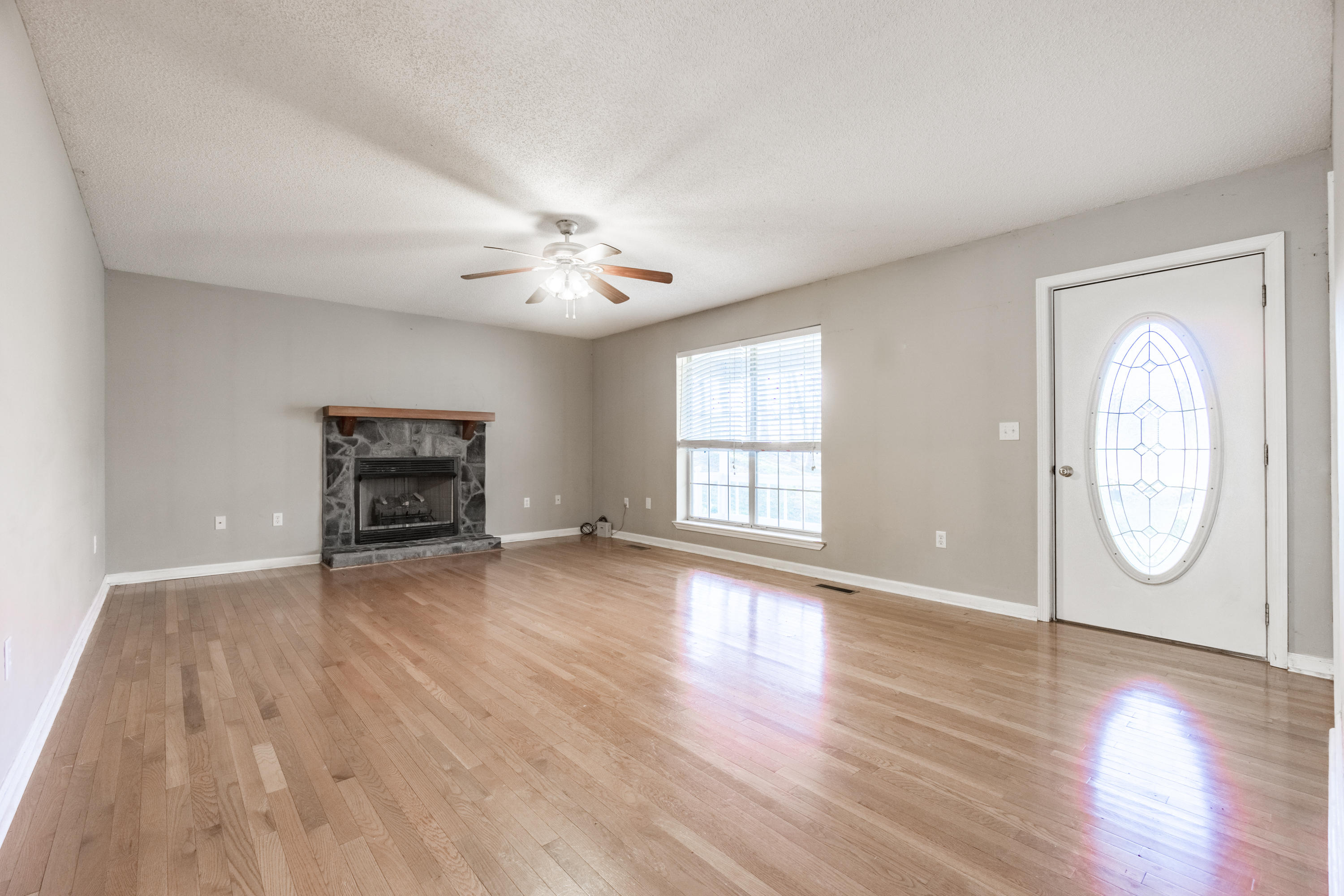 4008 Slygo Road Trenton, GA 30752 - Photo 9 of 42 D62D5F56-A29A-4EDD-905A-14EB5D6EEF04