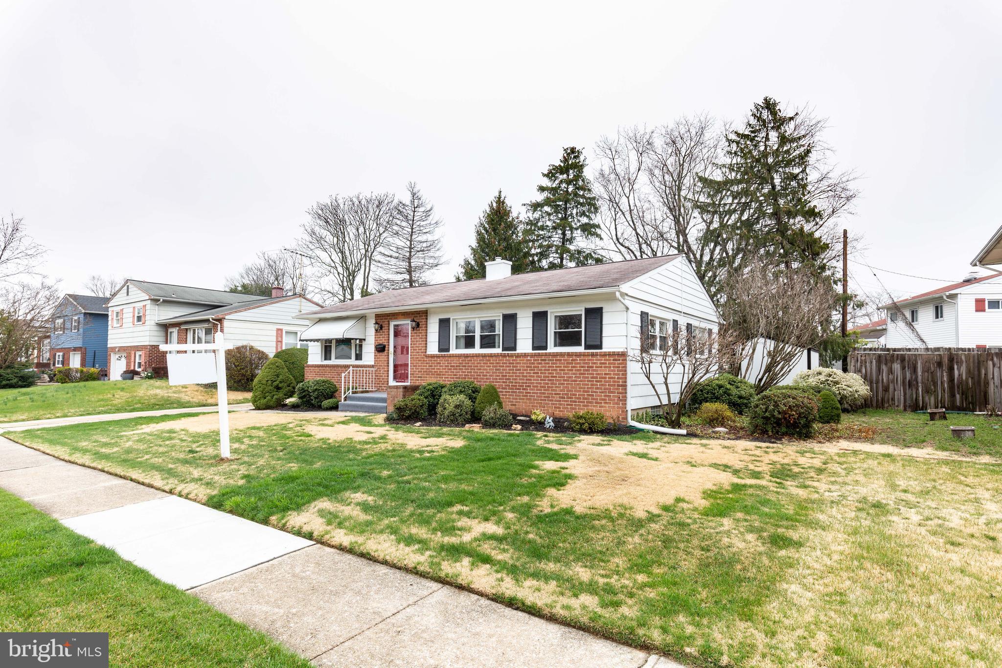 6314 Craigmont Road Baltimore, MD 21228 - Photo 3 of 32 3BR 1.5 Bath Rancher