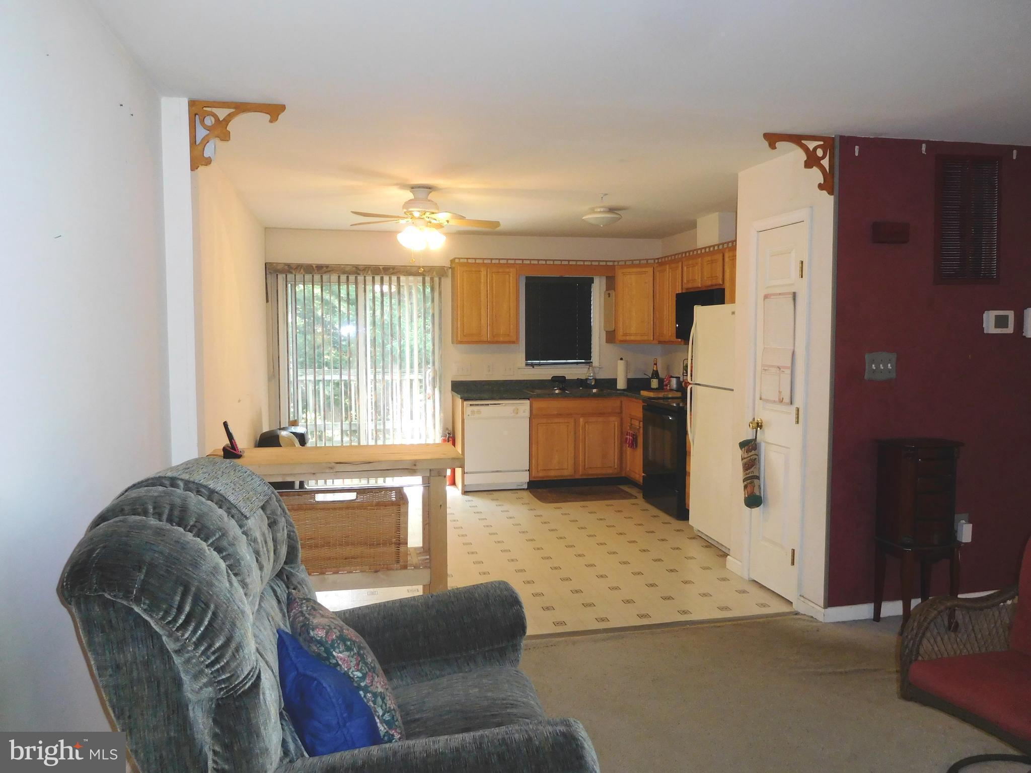 15711 Haynes Road Laurel, MD 20707 - Photo 3 of 19 Interior (General)