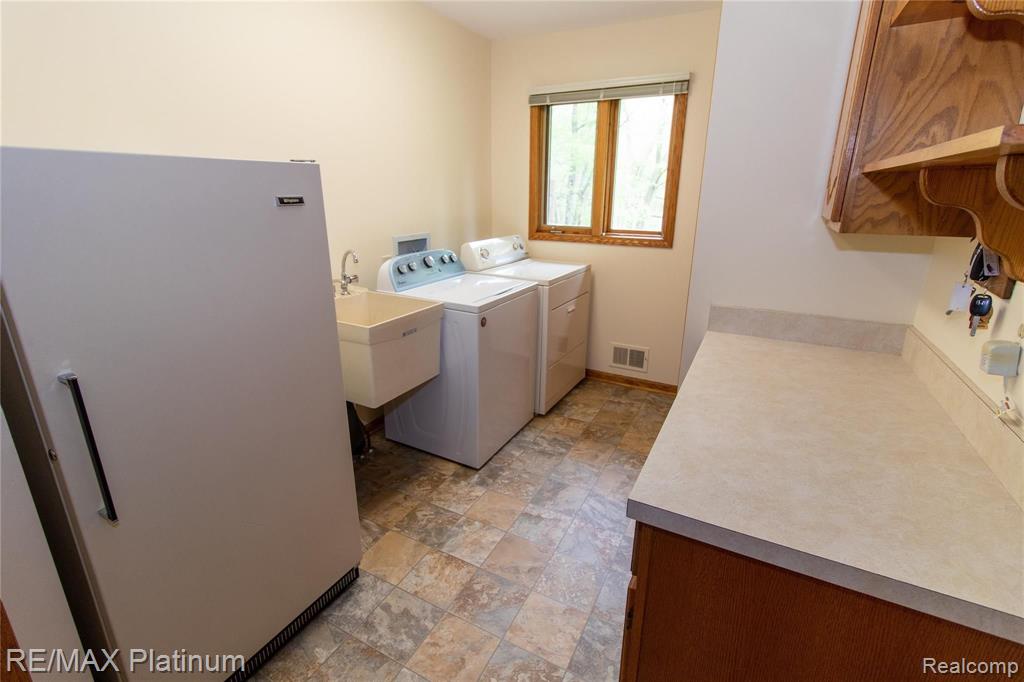 5165 King Road Howell, MI 48843 - Photo 17 of 53