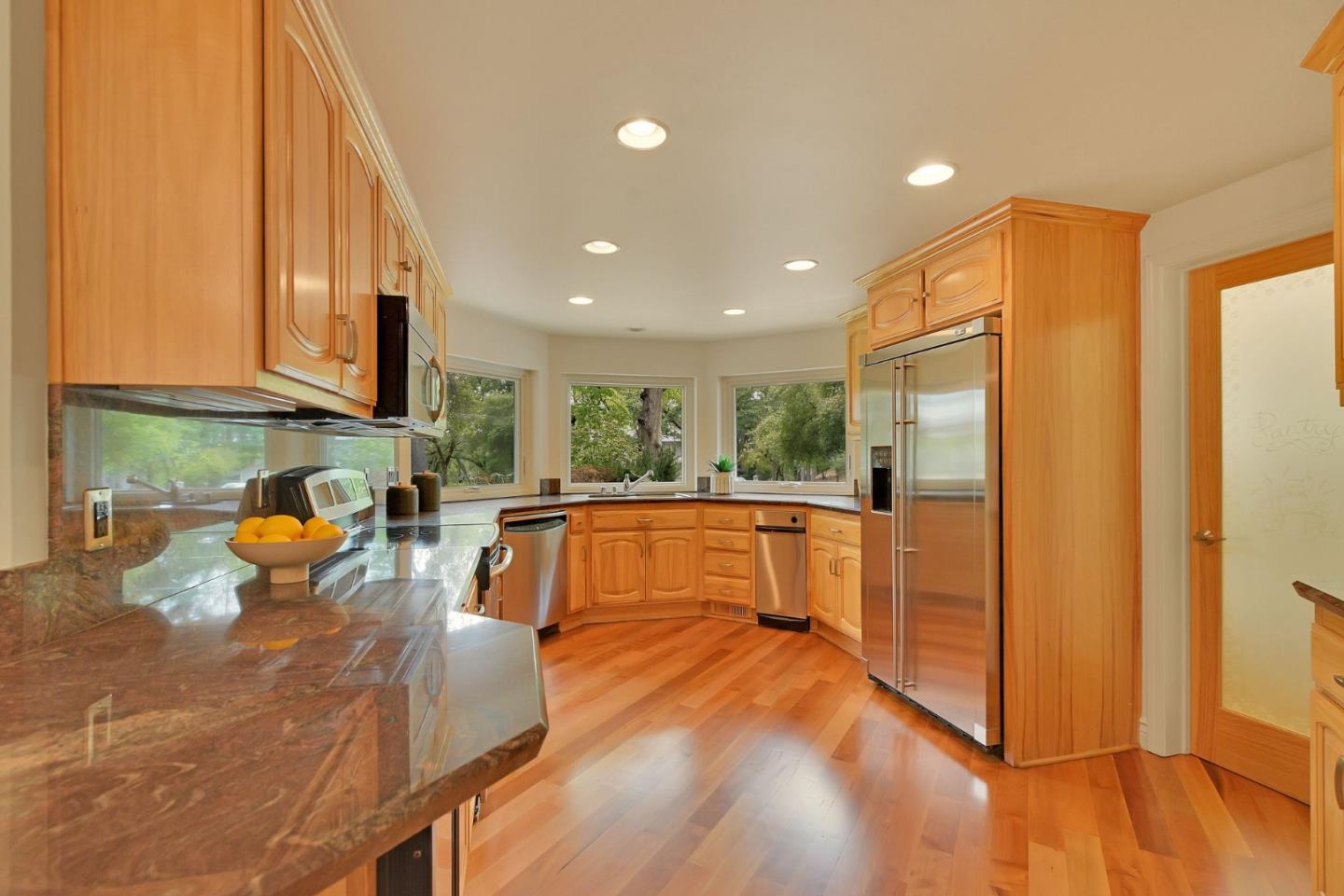 12084 Wanderer Road Auburn, CA 95602 - Photo 11 of 35 Gallery Image 11