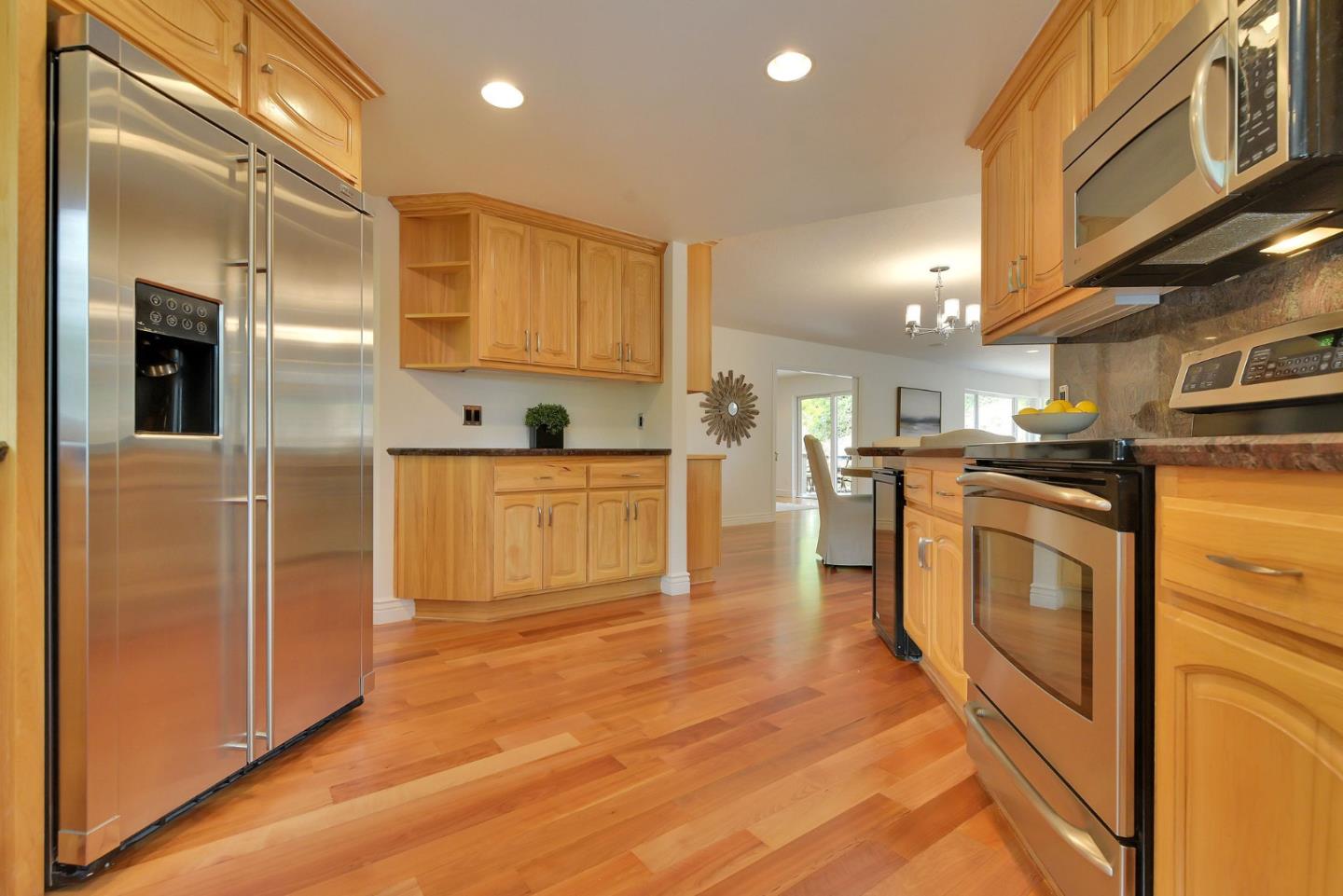 12084 Wanderer Road Auburn, CA 95602 - Photo 13 of 35 Gallery Image 13