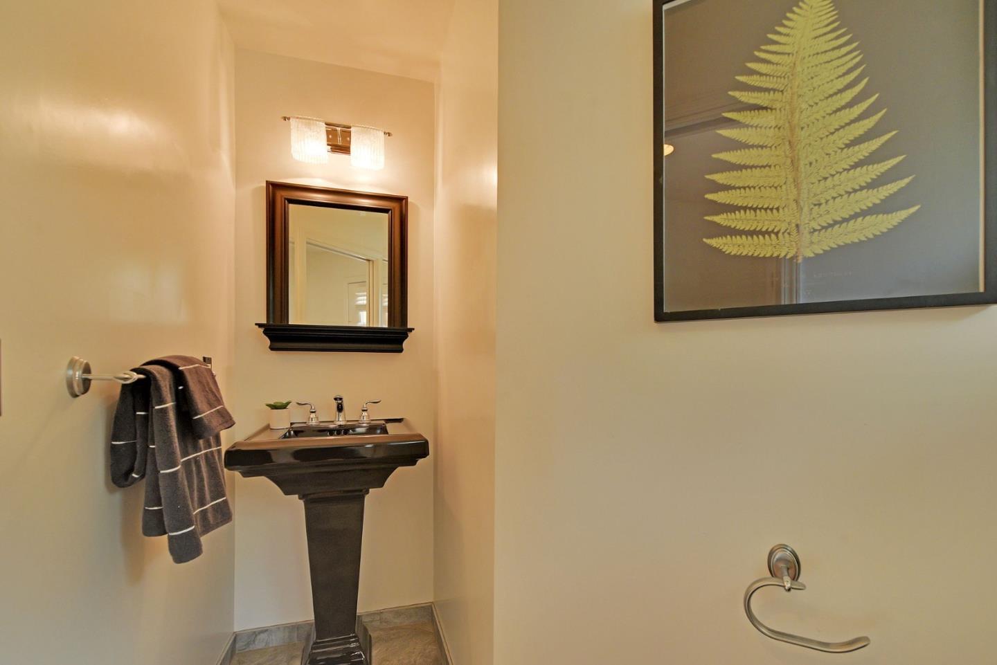 12084 Wanderer Road Auburn, CA 95602 - Photo 17 of 35 Gallery Image 17