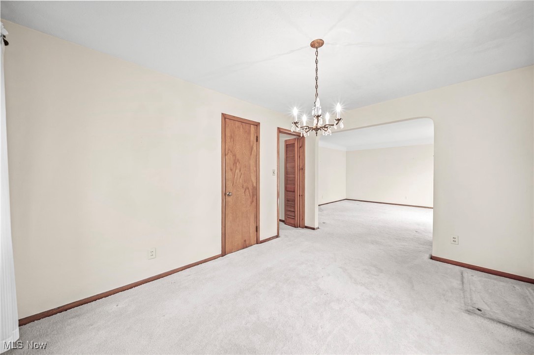 1199 Mayfield Ridge Road Cleveland, OH 44124 - Photo 8 of 20