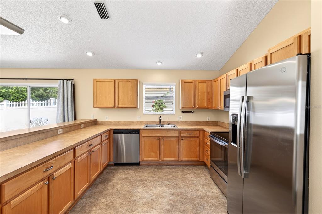 430 Calvert Terrace The Villages, FL 32162 - Photo 3 of 19