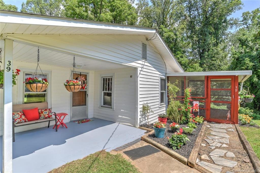 39 Massey Road Asheville, NC 28804 - Photo 2 of 36 Gallery Image 2